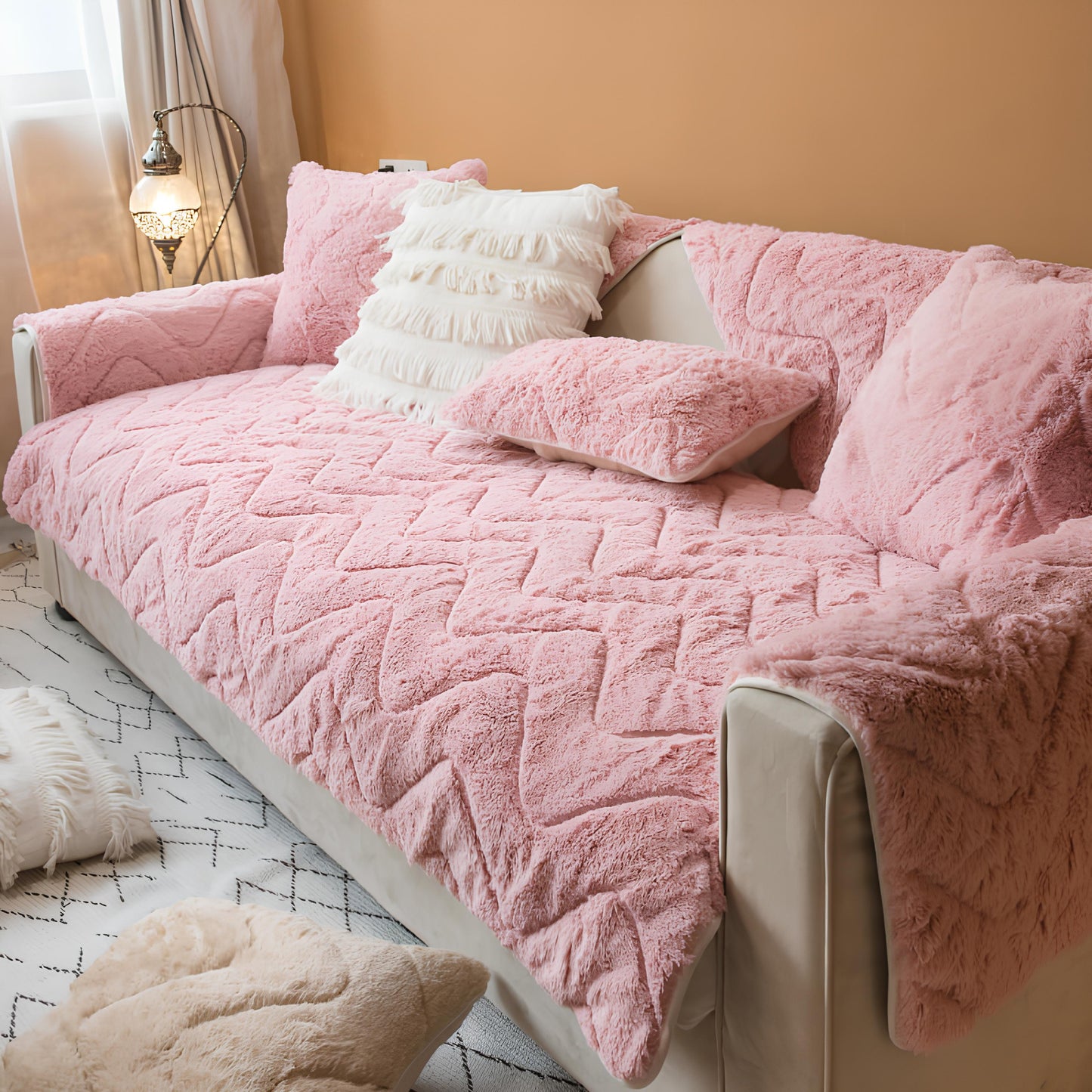 [Pague 1, Leve 2] Capa de Sofá Isabelle + 2 Almofadas (BRINDE)