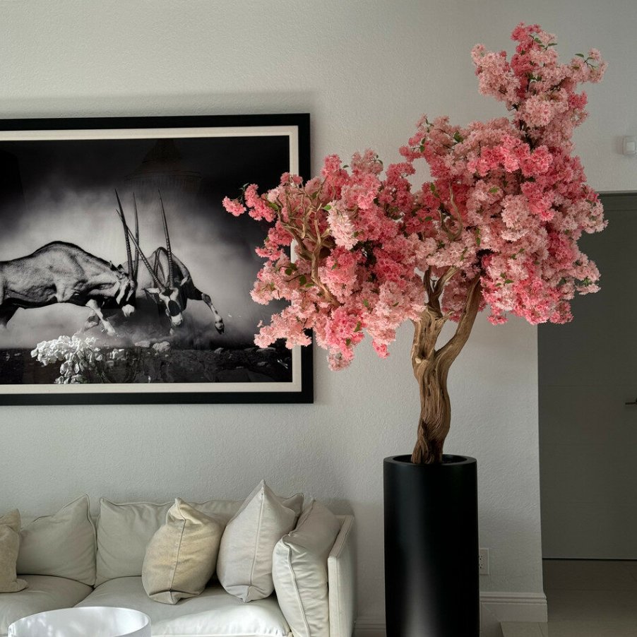 Vaso St. Tropez Preto Fosco com Árvore de Cerejeira Rosa Sob Medida